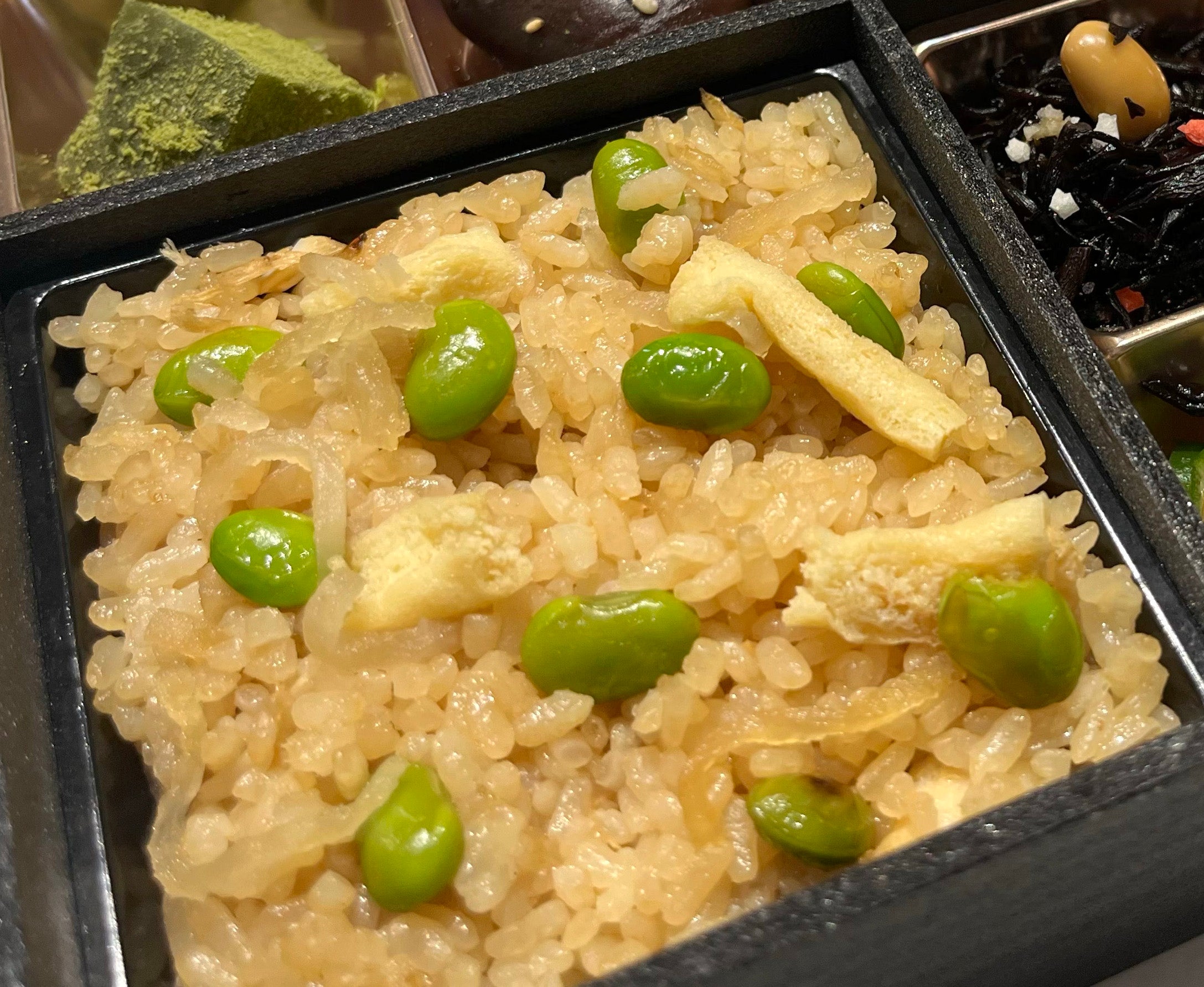 9月〜【秋のにぎわい弁当】豆ご飯と海老＆季節野菜の天麩羅
