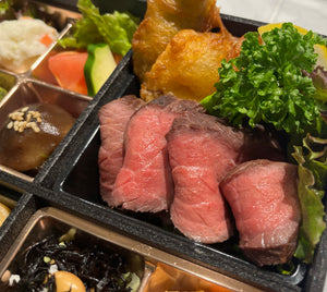 9月〜【秋のお祝い弁当】鯛めしと淡路牛のローストビーフ